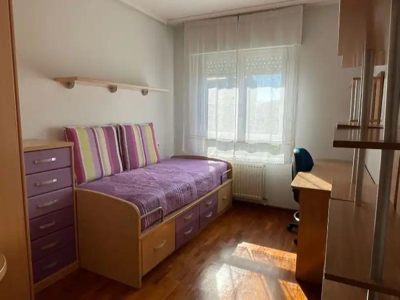 Pis de 90 m² a Vitòria