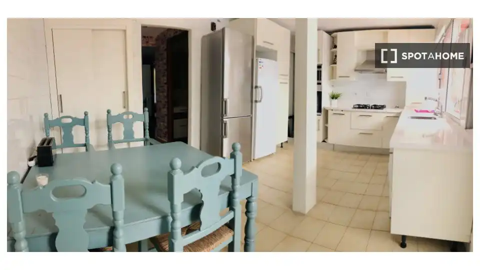 Habitación 232 m², Sevilla