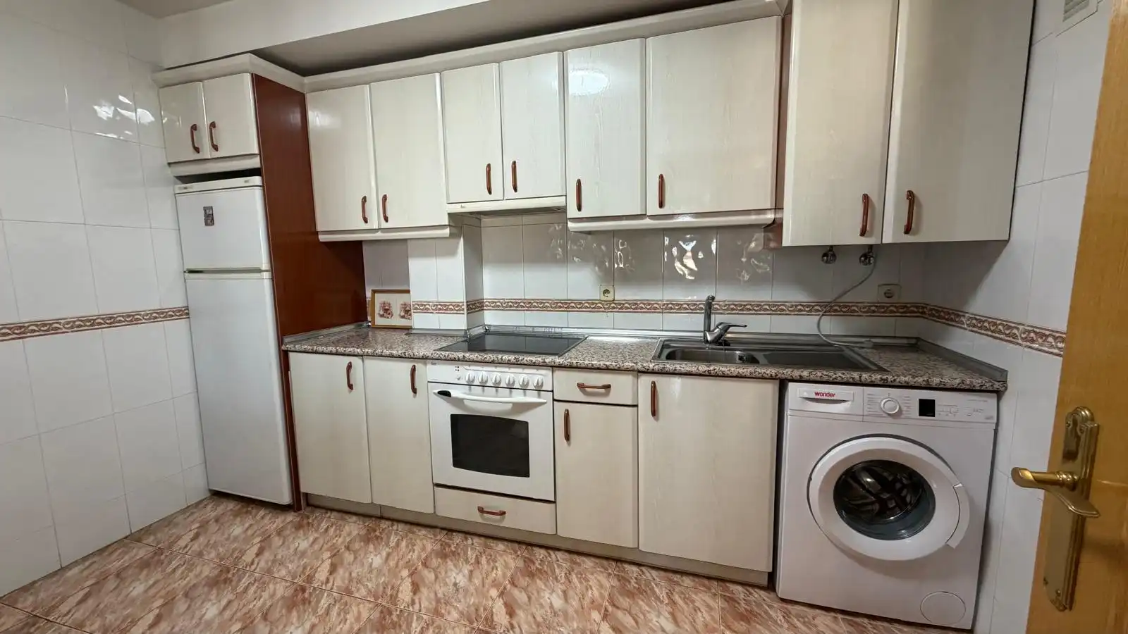 Appartement 90 m² à La Almunia de Doña Godina