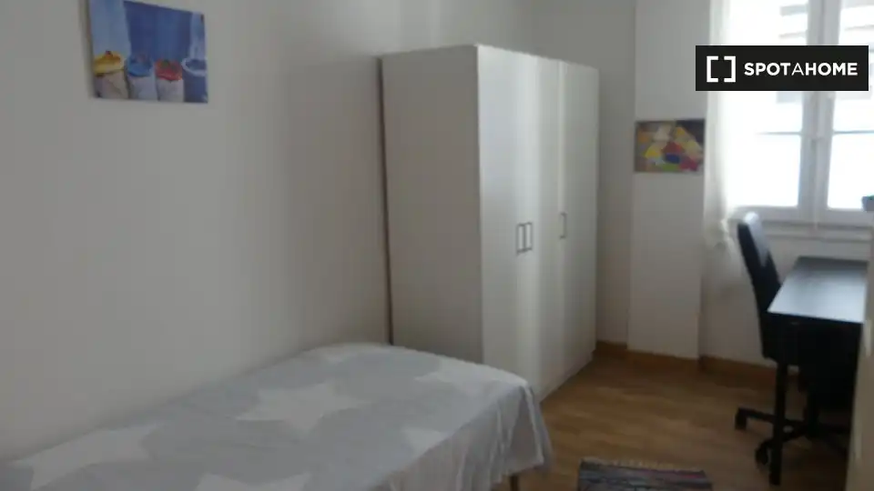 Habitación 130 m², Zaragoza