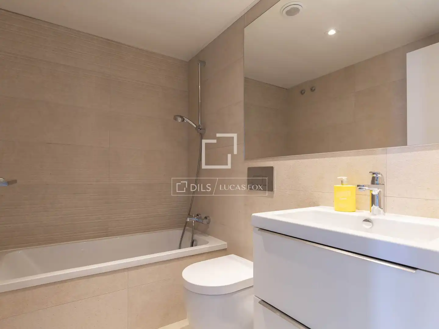 Casa de 342 m² en Esplugues de Llobregat