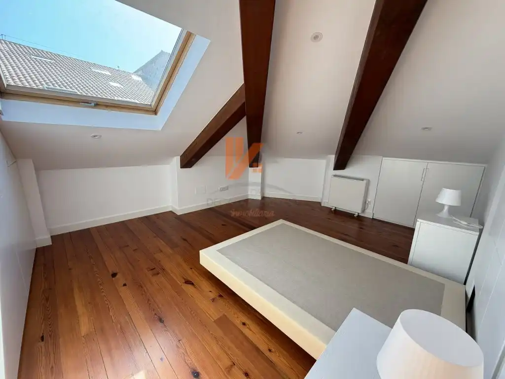 Piso de 127 m² en Santiago de Compostela