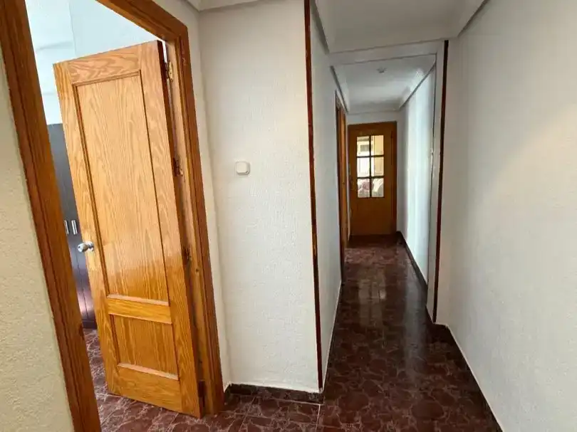 Piso de 75 m² en Almería