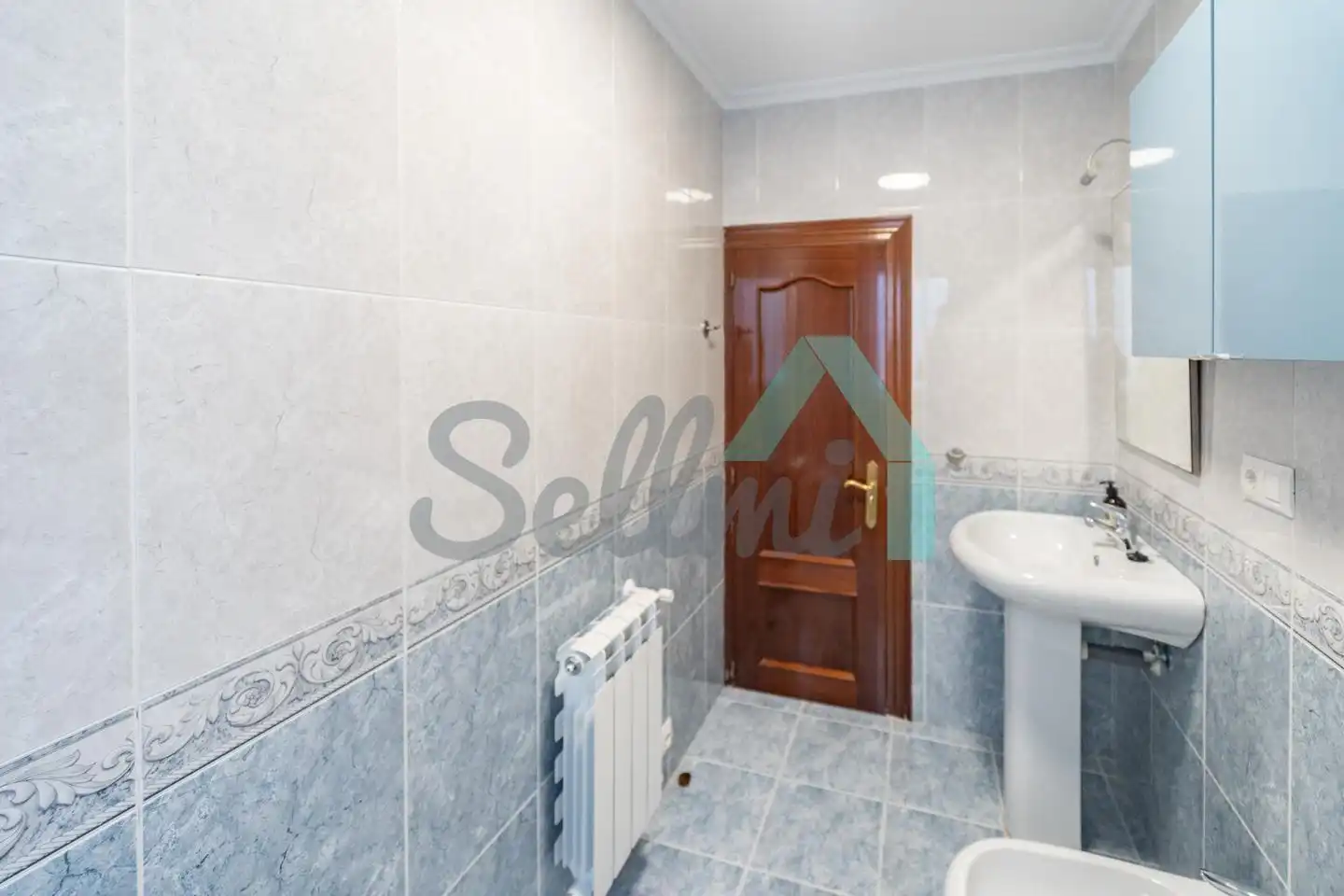 Piso de 67 m² en Oviedo