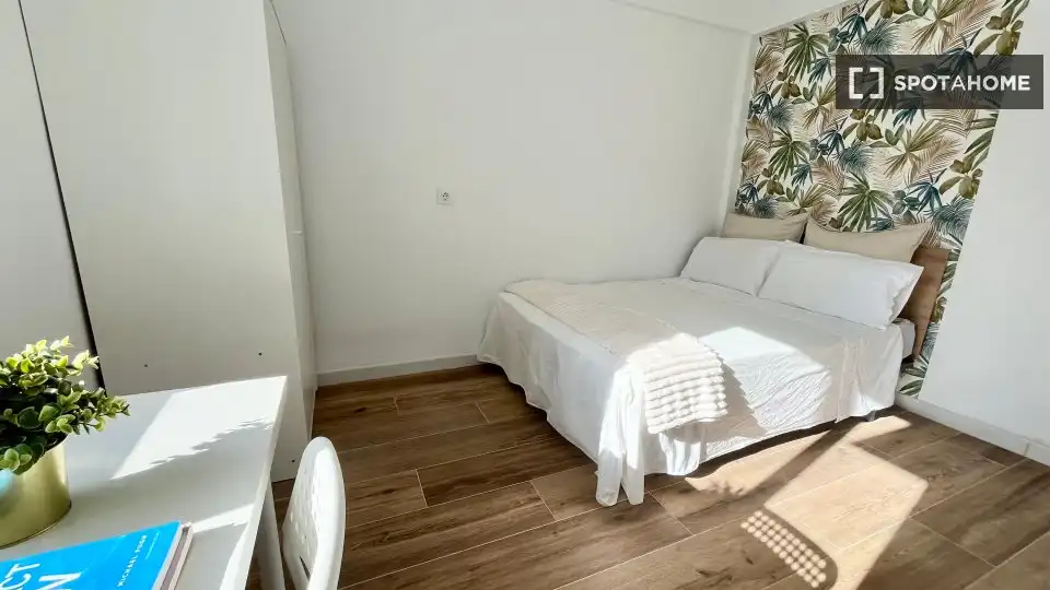 Habitación 81 m², Sevilla