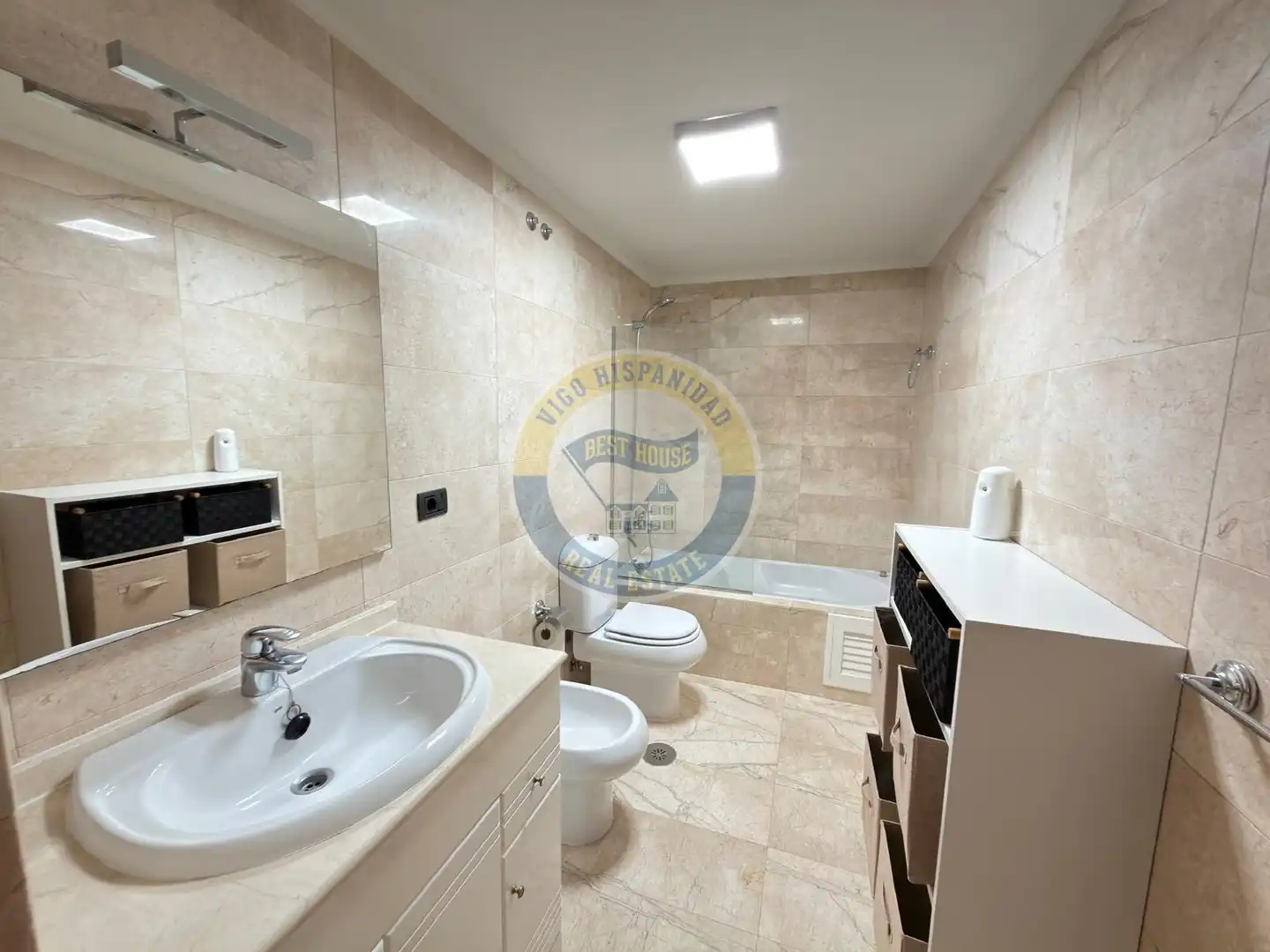 Piso de 75 m² en Vigo