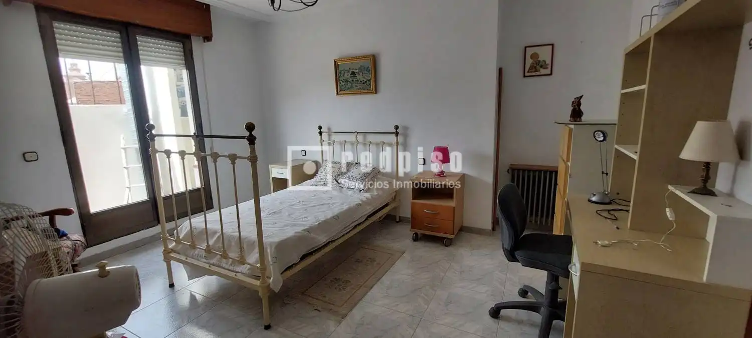 Casa de 202 m² en Cebolla