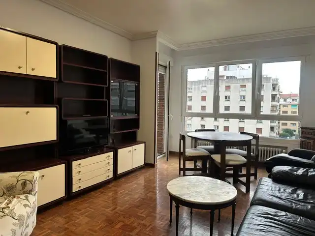 Pis de 130 m² a Pamplona