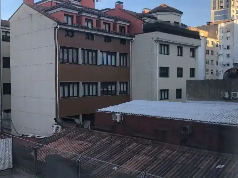 Piso de 80 m² en Oviedo