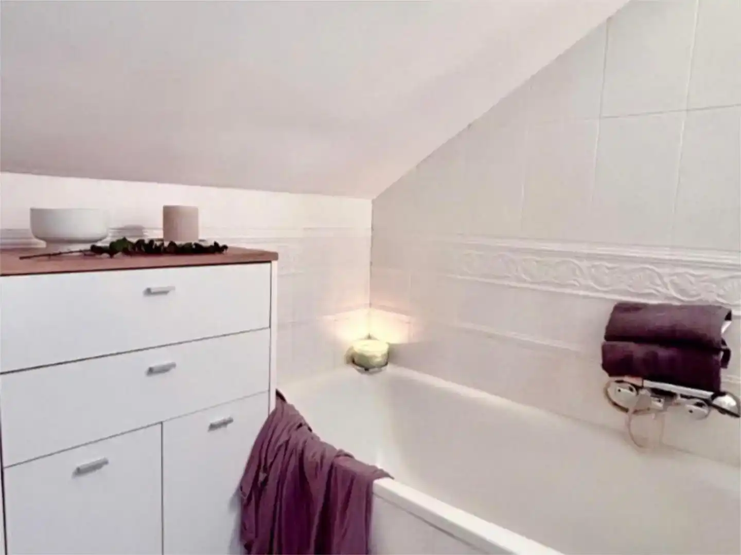 Habitación 280 m², Lardero
