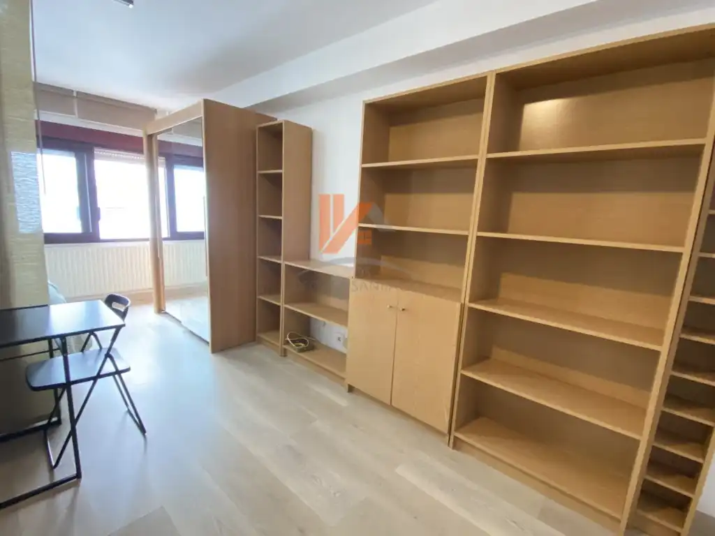 Piso de 56 m² en Santiago de Compostela