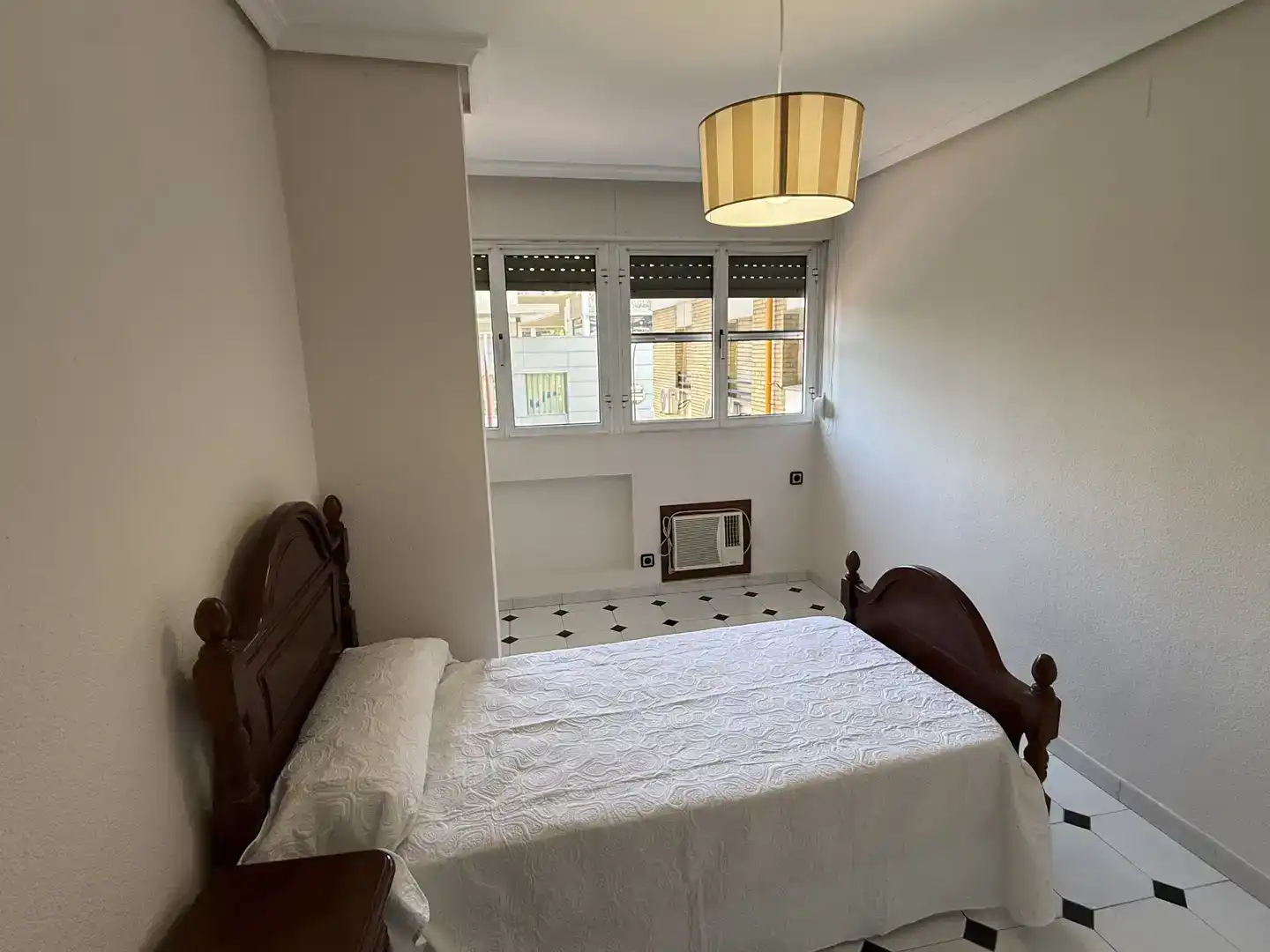 Piso de 140 m² en Sevilla