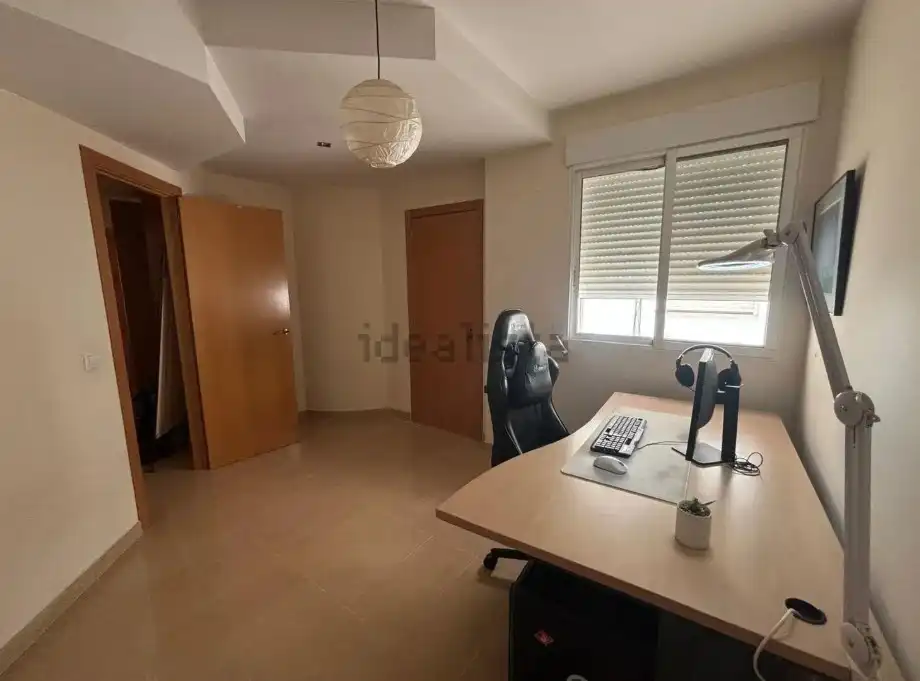Pis de 174 m² a la Pobla de Vallbona