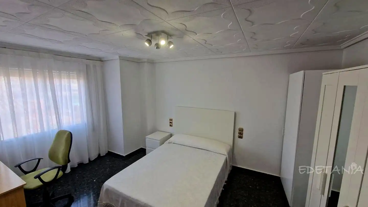 Habitación en alquiler, Moncada