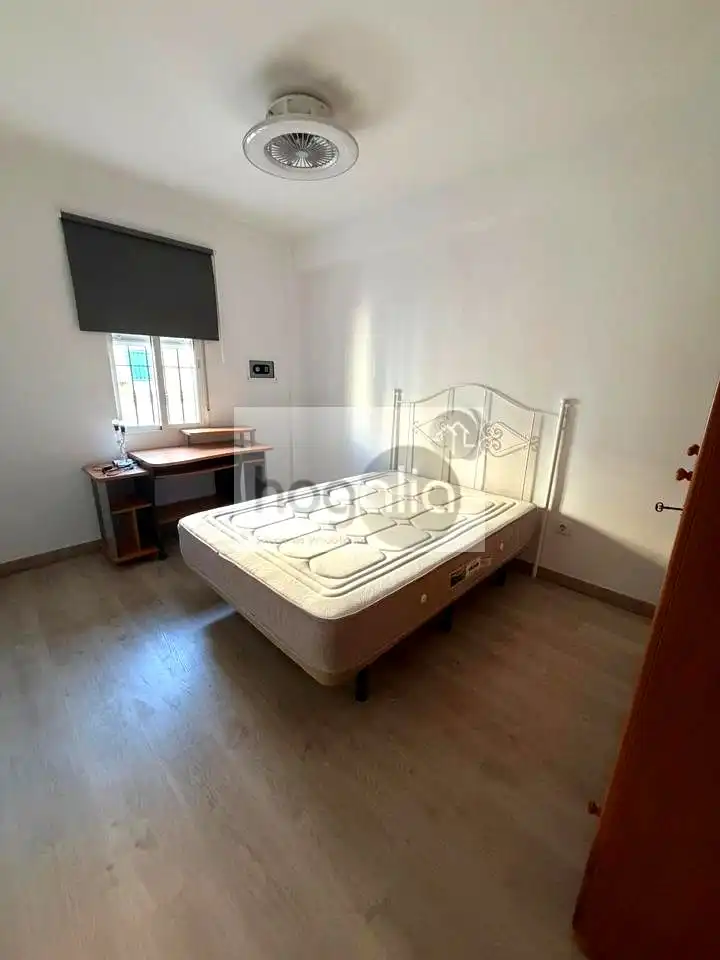 Piso de 90 m² en Sevilla