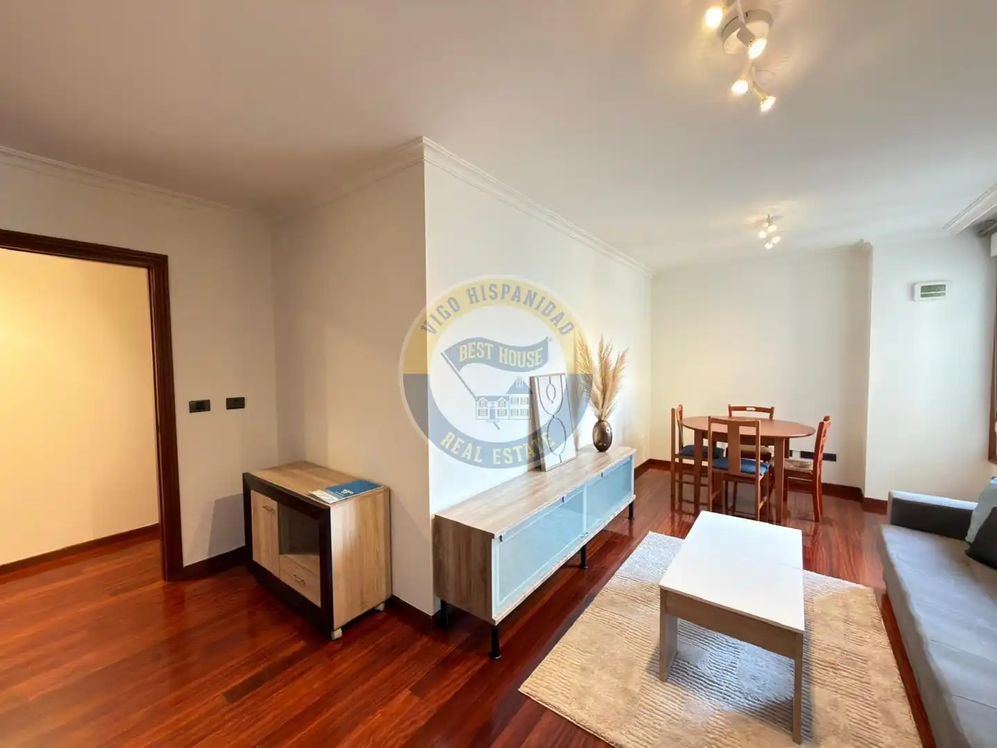Piso de 75 m² en Vigo