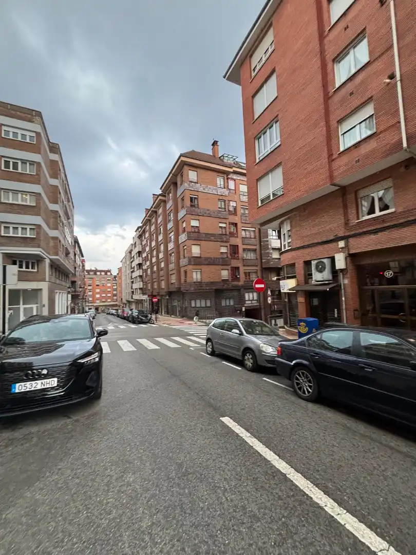 Pis de 45 m² a Oviedo