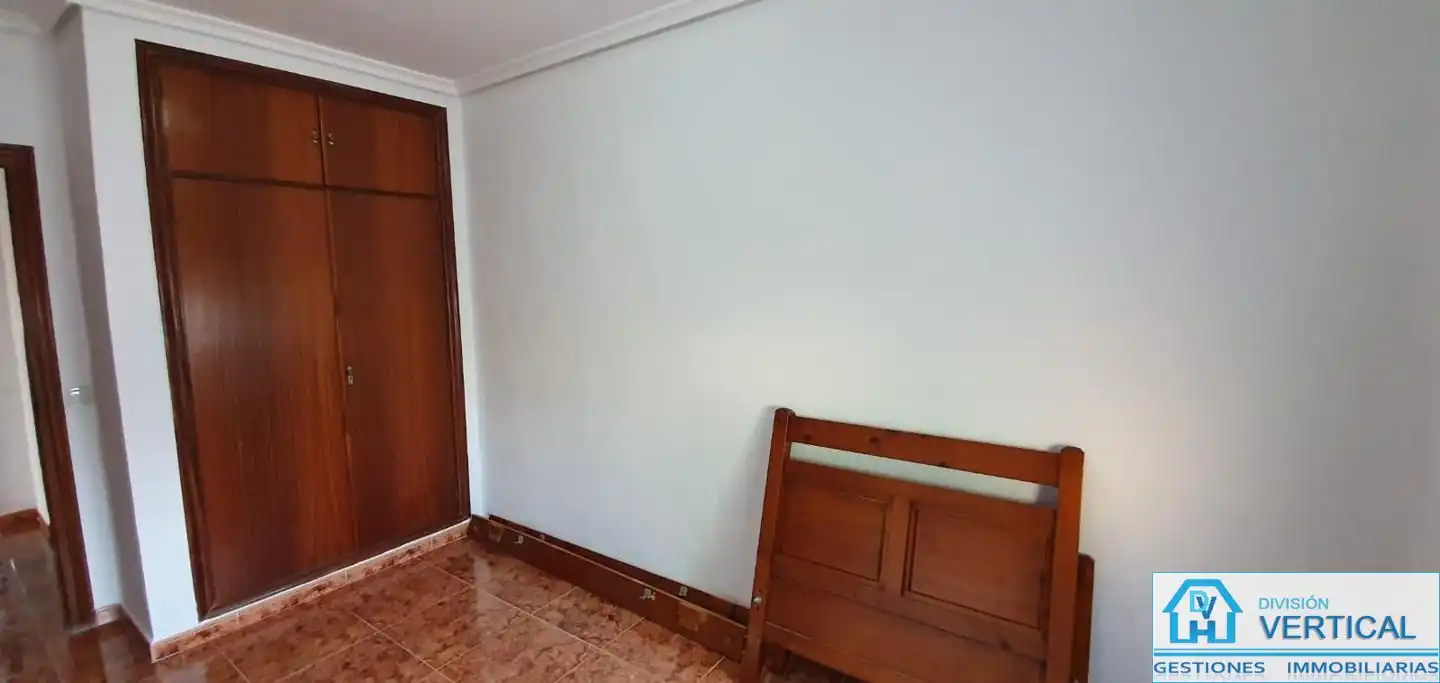 Casa de 630 m² en Riba-roja de Túria