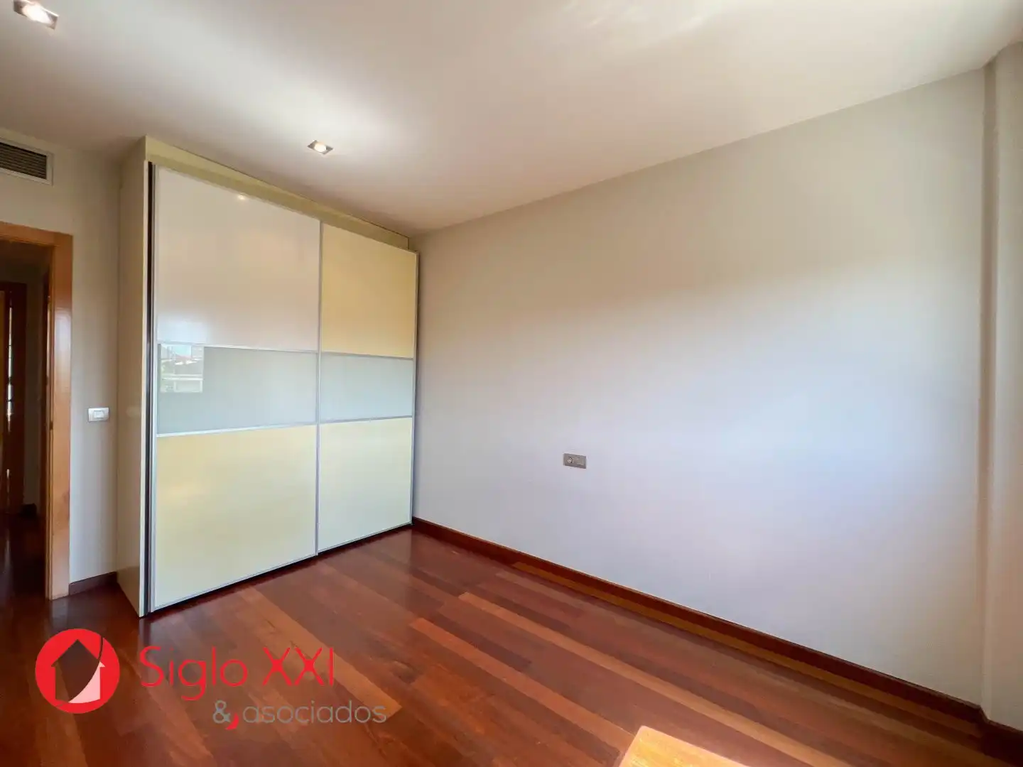 Casa de 220 m² en Almazora