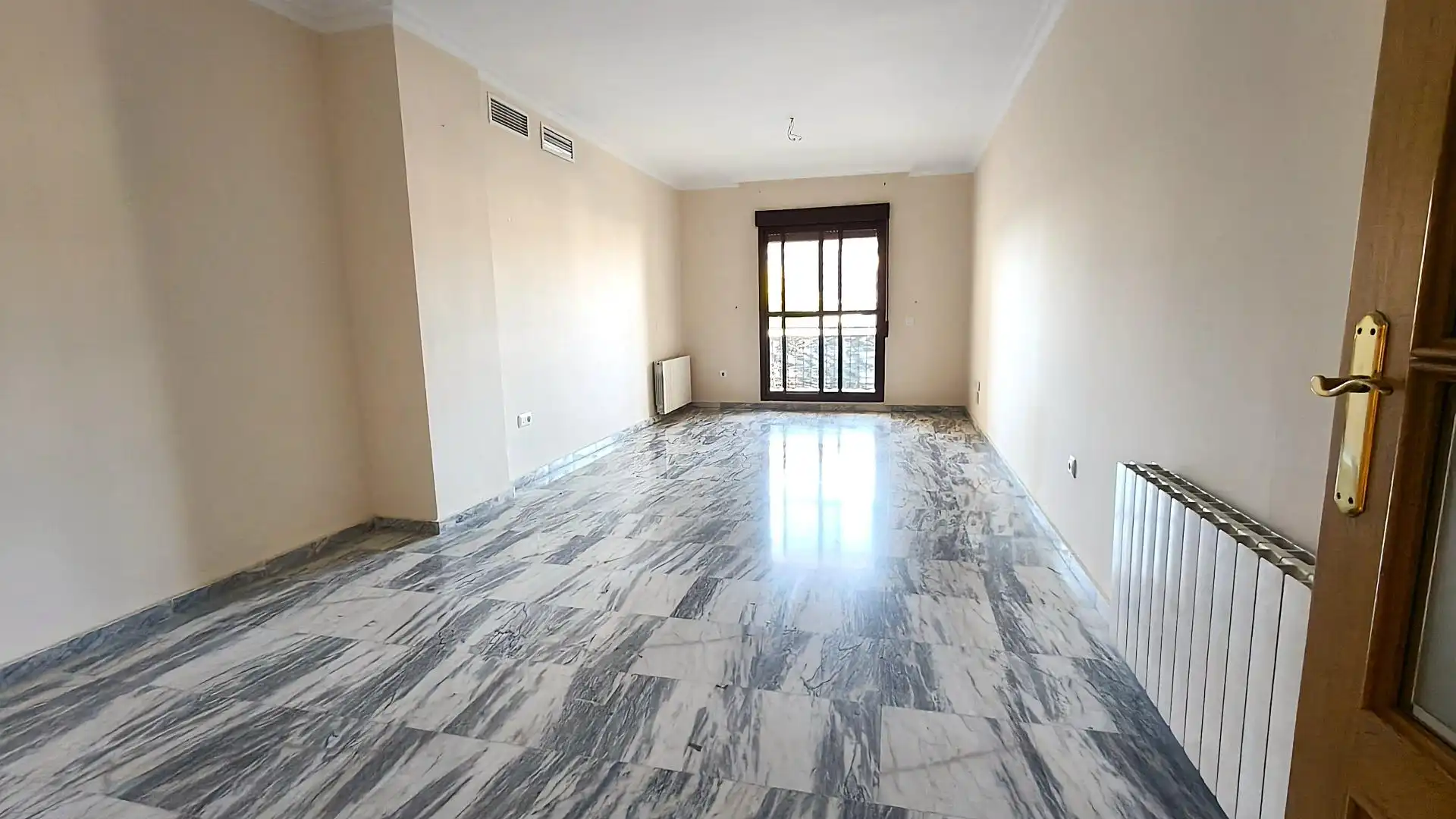 Piso de 98 m² en Badajoz