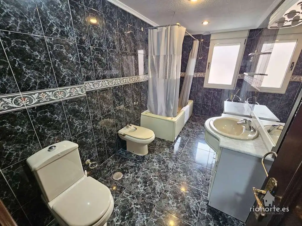 Wohnung 92 m² in Avilés