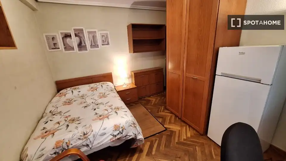 Habitación 129 m², Salamanca