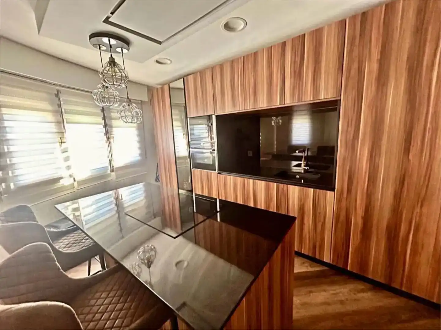 Habitación 280 m², Lardero