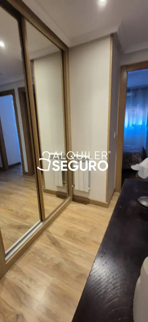 Piso de 100 m² en Oviedo
