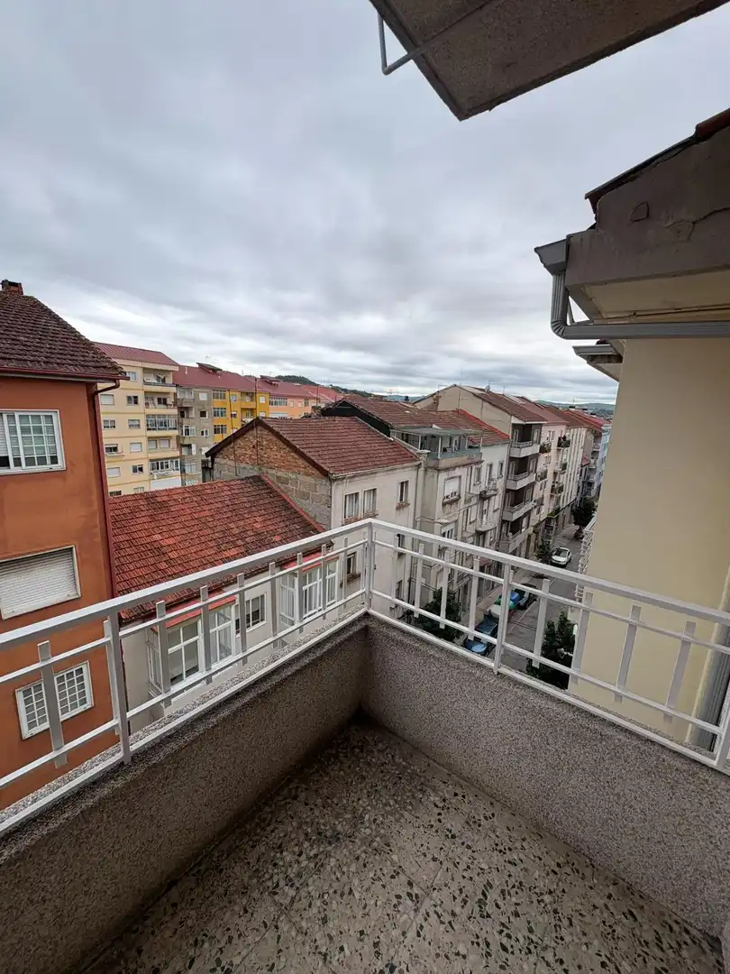 Appartement 95 m² à Ourense