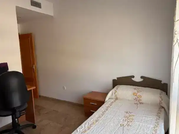 Piso de 141 m² en Almería