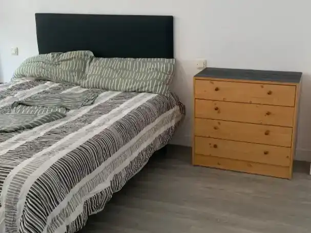 Habitación 90 m², Logroño