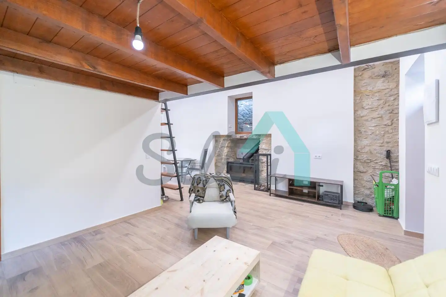 Piso de 100 m² en Mieres