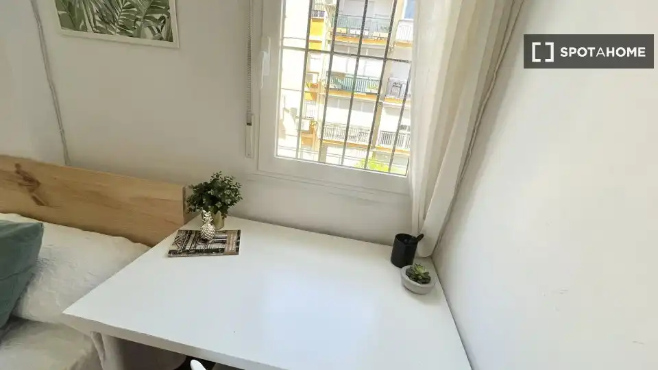 Habitación 81 m², Sevilla