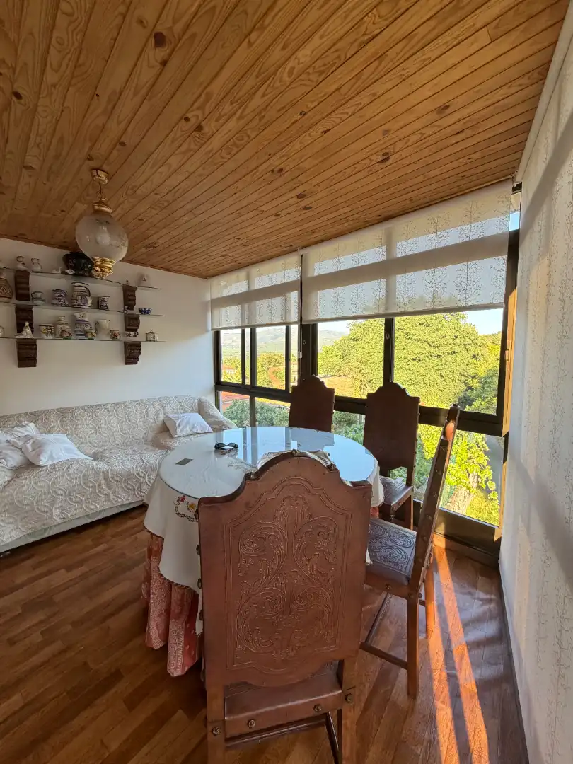 Piso de 585 m² en Baños de Molgas