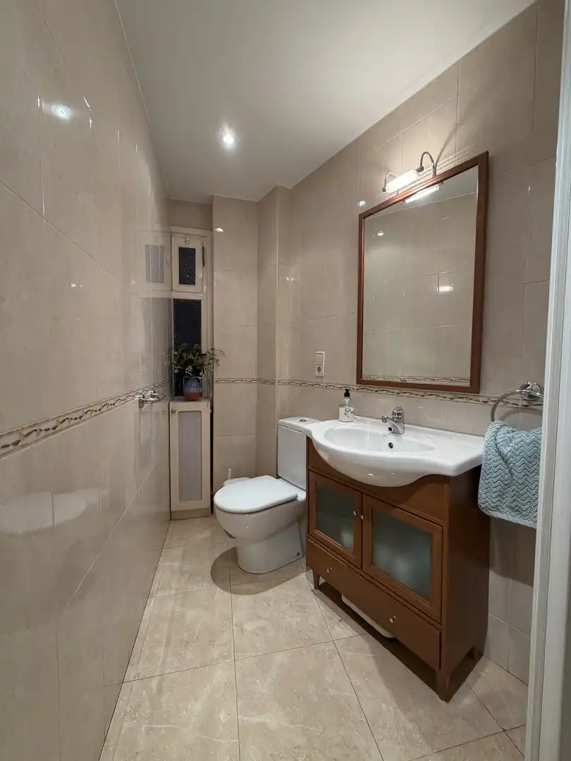 Habitación 100 m², Barbastro