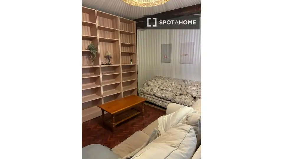 Habitación 150 m², Bilbao