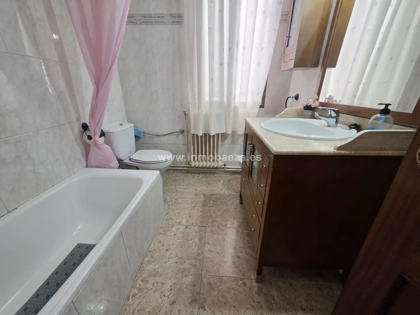 Piso de 100 m² en Baeza