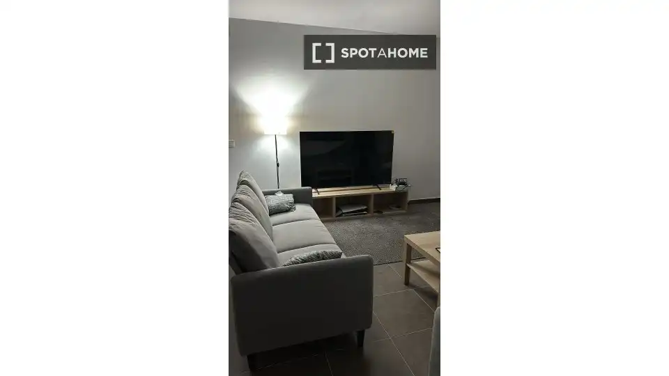 Habitación 1725 m², Granada