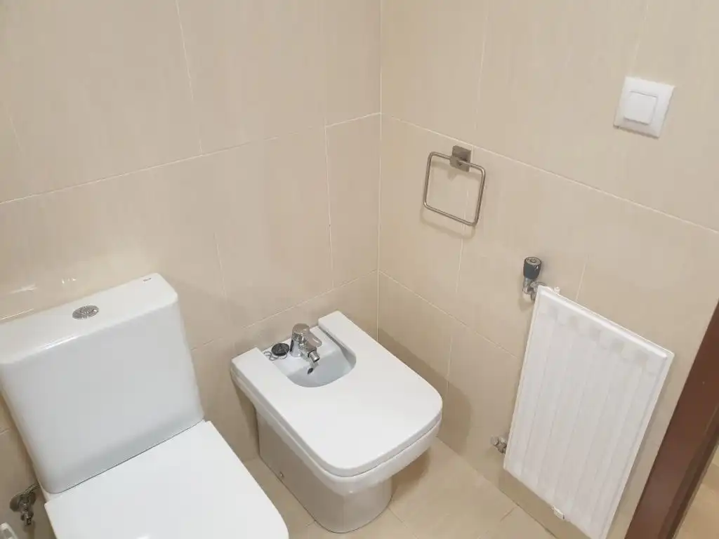 Stanza 100 m², Ourense