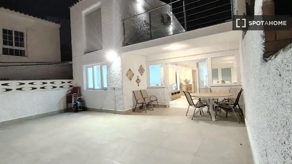 Habitación 138 m², Alicante