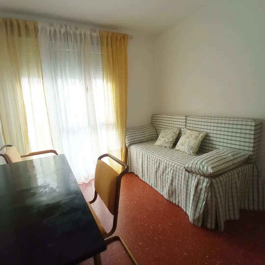 Pis de 70 m² a Còrdova
