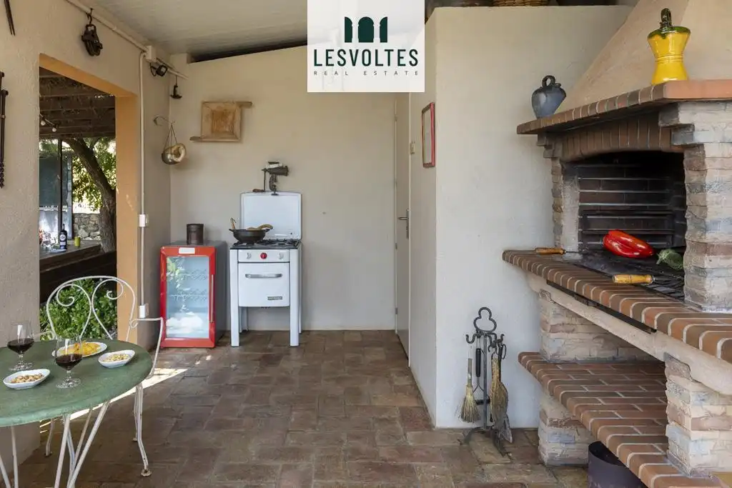 Casa de 264 m² en Forallac
