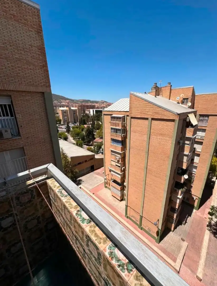 Habitación 90 m², Jaén