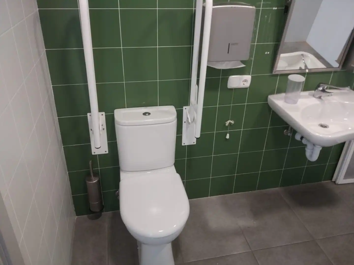 Piso de 1280 m² en Amorebieta-Echano
