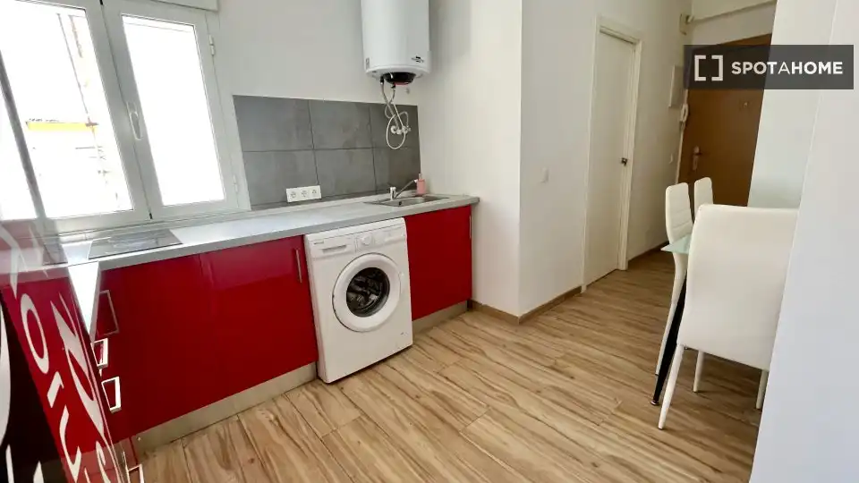 Habitación 81 m², Sevilla