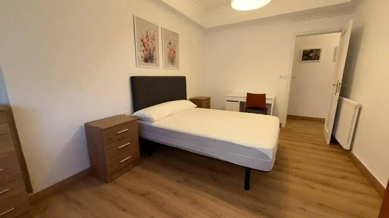 Piso de 95 m² en Ourense