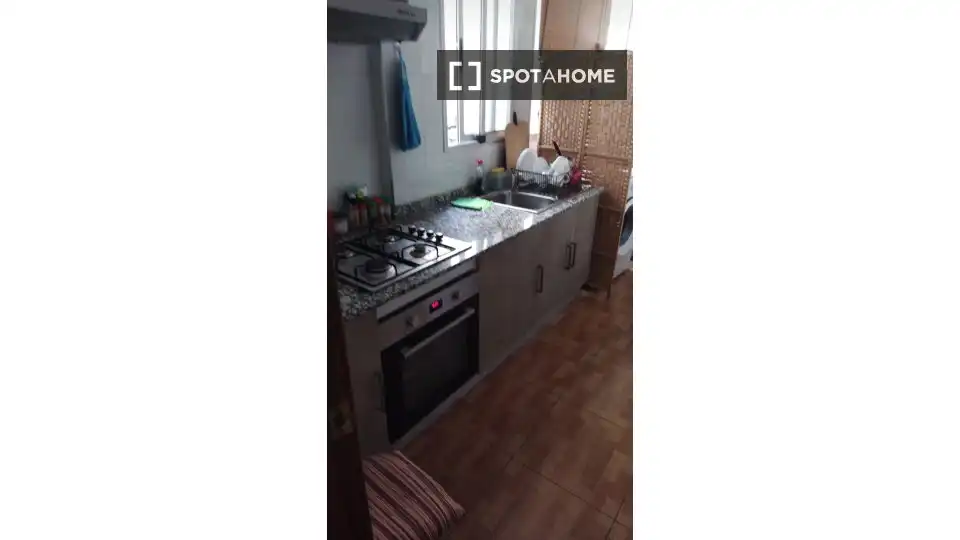 Habitación 102 m², Alicante
