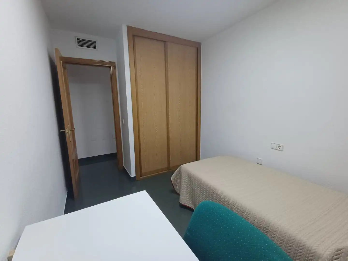Habitación 120 m², Almería