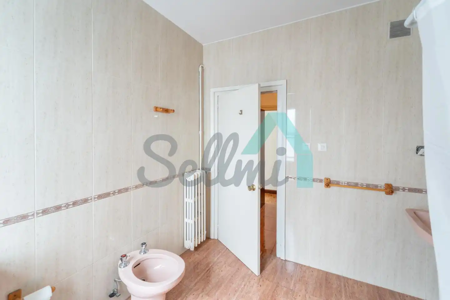Piso de 212 m² en Oviedo