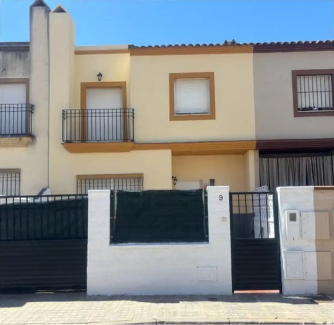 Casa de 120 m² a Aznalcázar